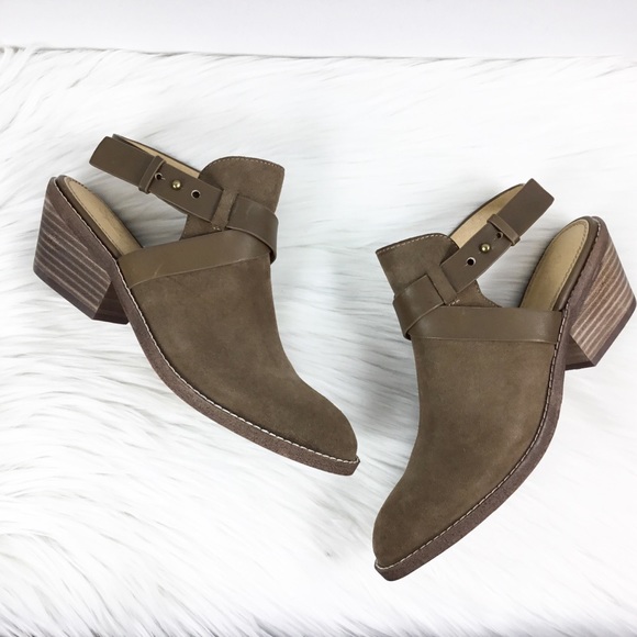Splendid Shoes - NWOB Splendid Suede Tan Ankle Strap Bootie